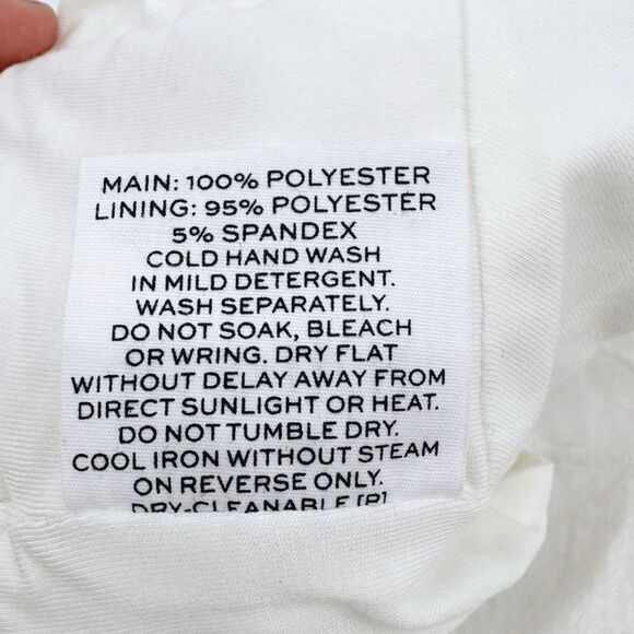 Free People Rumer Tropez White Lace Crochet Crop Top Med NWT - Picture 8 of 9